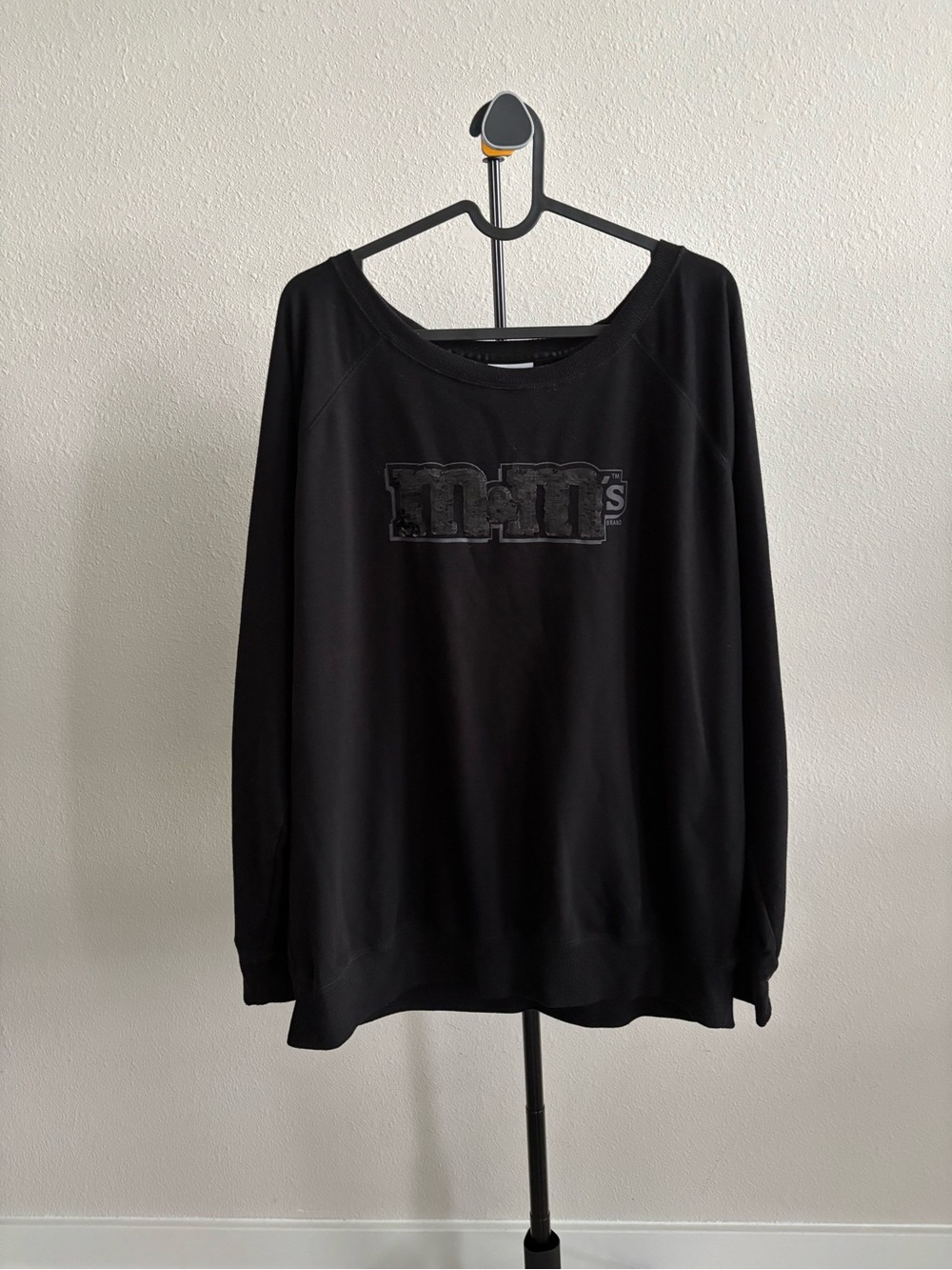 M&M’s Black Sequin Logo Sweatshirt Crewneck Long Sleeve Pullover Y2K XL